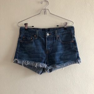 **SOLD** Levi’s 501 Jean Shorts